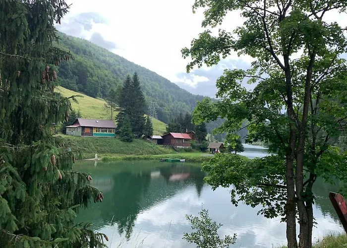 Drevenica U Feleja Chalet *